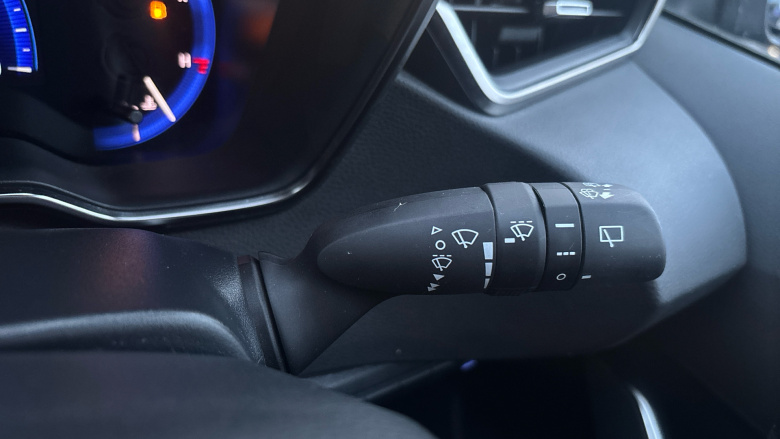 Toyota Corolla 1.8 VVT-i Hybrid Icon 5dr CVT Hybrid Hatchback